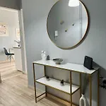 Apartament Feel At - - 1 Kalamata