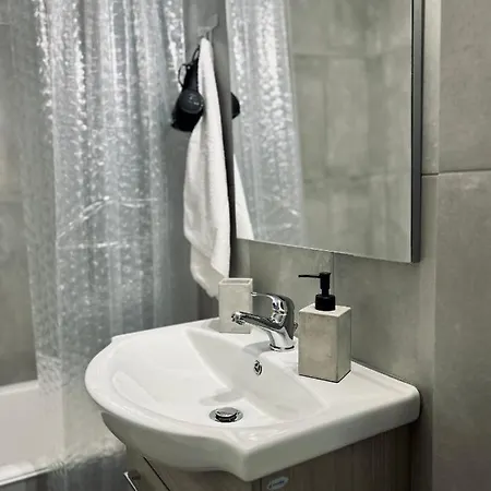 Apartment Feel At - - 1