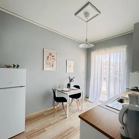 Feel At - - 1 Apartment