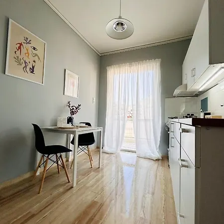 Apartment Feel At - - 1 *