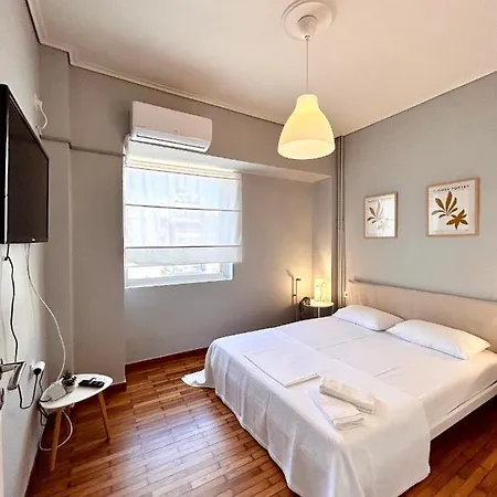 Feel At - - 1 Kalamata