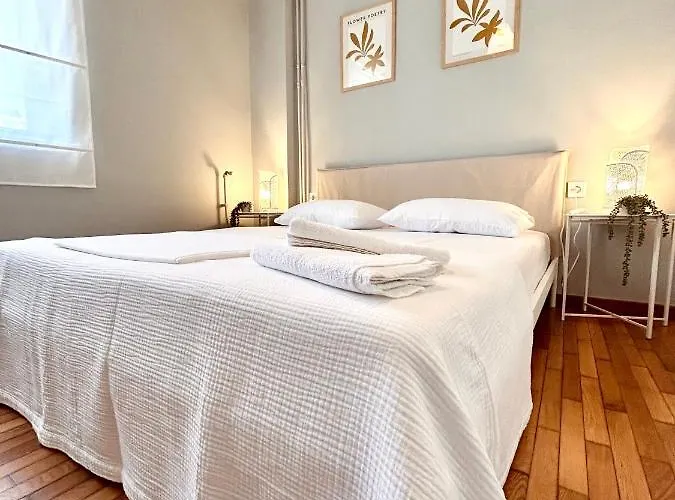 Feel At - - 1 Appartement *